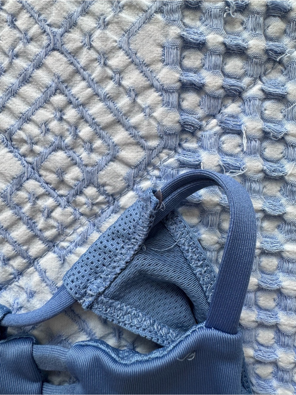 Nike Sports Bra - Picture 4 of 4
